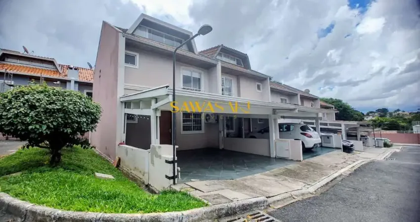 Sobrado Triplex em Condomínio em Guabirotuba, Curitiba/PR