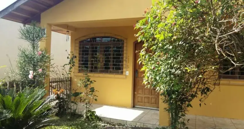 Casa Padrão para Venda em Cidade Jardim São José dos Pinhais-PR