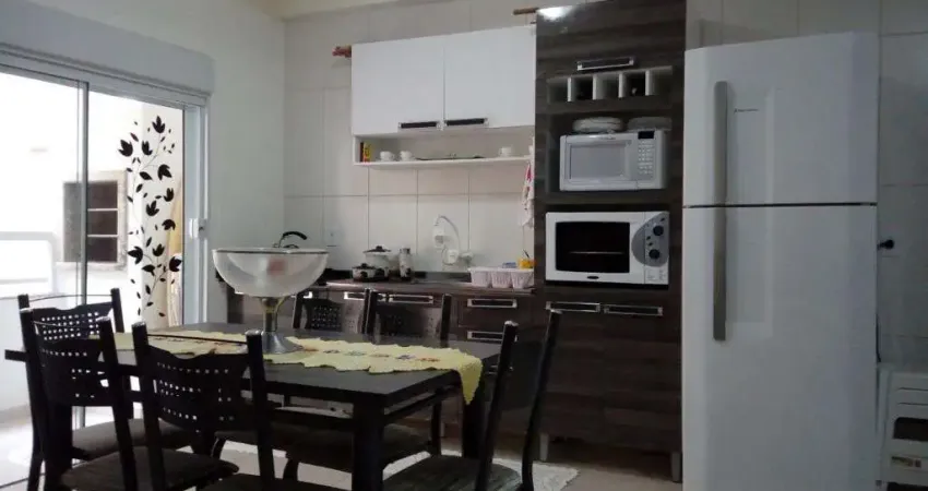 Alugue apartamento de 2 dormitórios em Ingleses, Florianópolis. 60m², suíte, 1 vaga, por R$3100/mês.