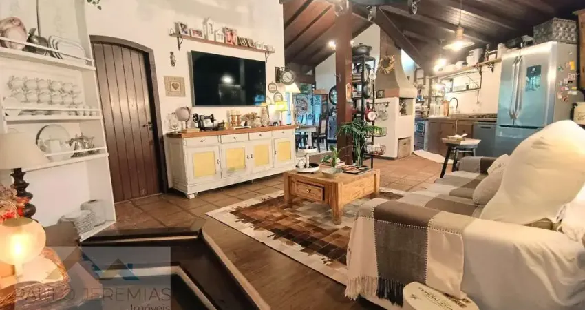 Venda de Pousada em Canasvieiras - Florianópolis por R$2.400.000