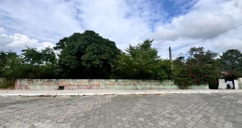 Casa 4 Dormitórios à Venda em S. João, Florianópolis - R$1.500.000