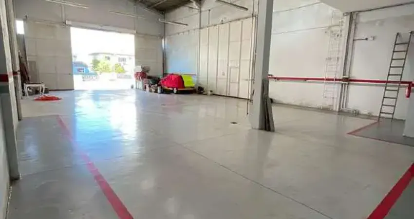 Barracão / Galpão / Depósito para alugar na Rua da Independência, Areias, São José