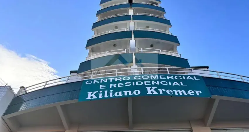 Andar comercial no centro de biguaçu, 470m², 4 suítes, 4 banheiros, para locação por r$14.000.