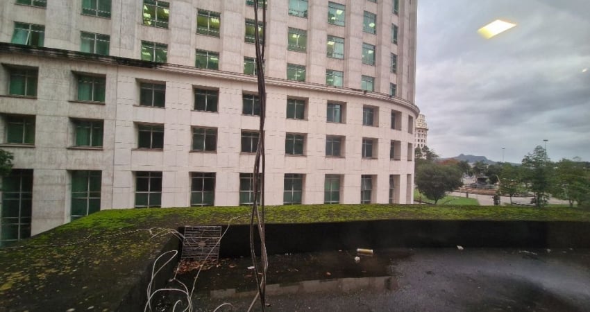 Sala para locação no Centro da Cidade-78m2.
