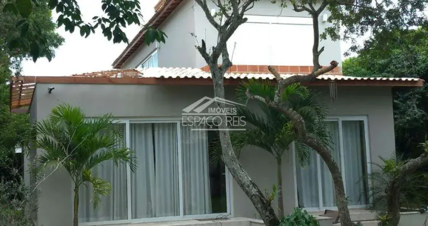 Duplex com 4 quartos em condomínio no bairro de Maguinhos