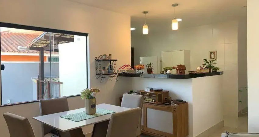 Casa linear para venda com 3 quartos no bairro Caravelas.