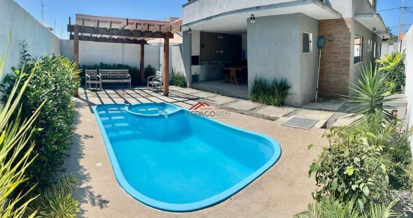Casa linear com 3 suítes, area gourmet e piscina