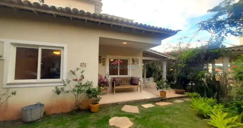 Casa em condomínio com 04 quartos e area privativa, a 150m da praia de Geribá