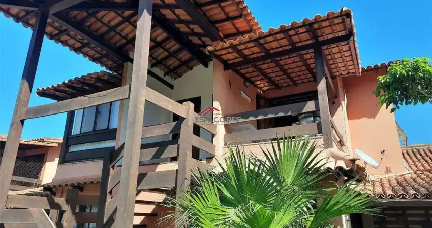 Casa de 02 quartos, a venda, em condomínio, a 500m da praia de geribá