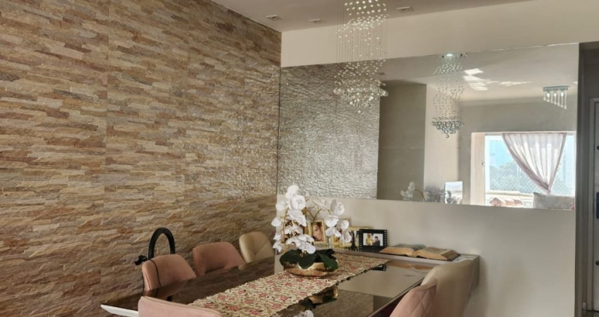 Excelente oportunidade: Apartamento à venda em São Paulo-SP, Chácara Seis de Outubro! 3 quartos, 1 suíte, 2 salas, 1 vaga, 77m².