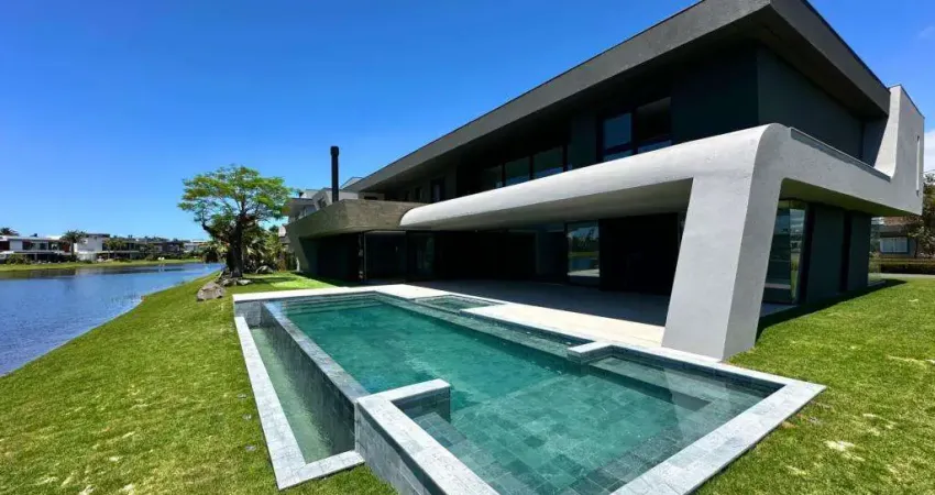 Casas e sobrados em condomínio fechado à venda no bairro xangri-lá