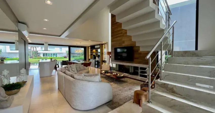 Casas e sobrados em condomínio fechado à venda no bairro xangri-lá