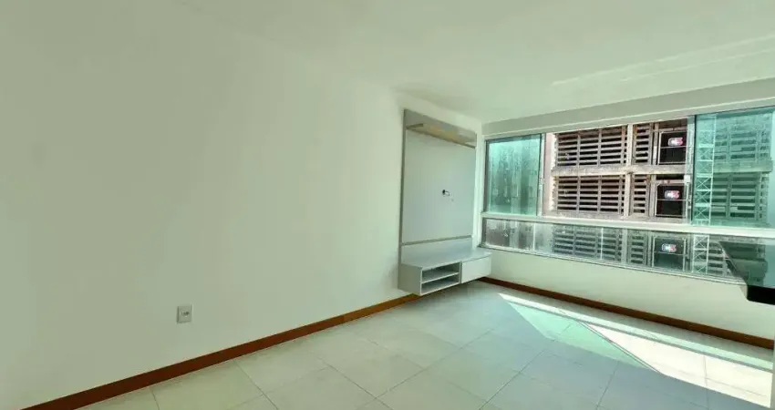 Apartamento 2 dormitórios à venda no bairro zona nova - 1 vaga de garagem