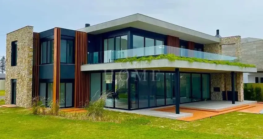 Casa com 7 quartos à venda no Centro, Xangri-Lá 