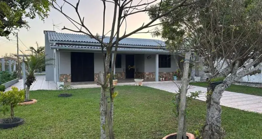 Casa à venda em Marisul