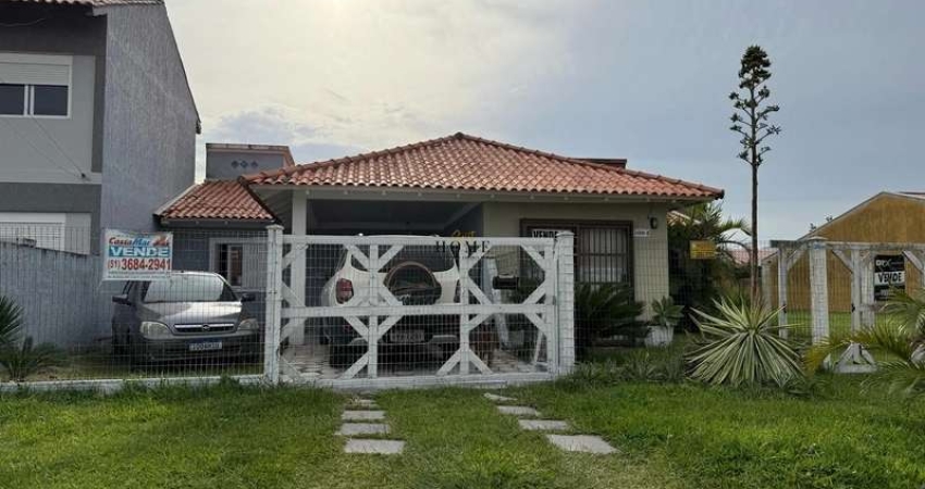 Casa à venda no centro de Imbé