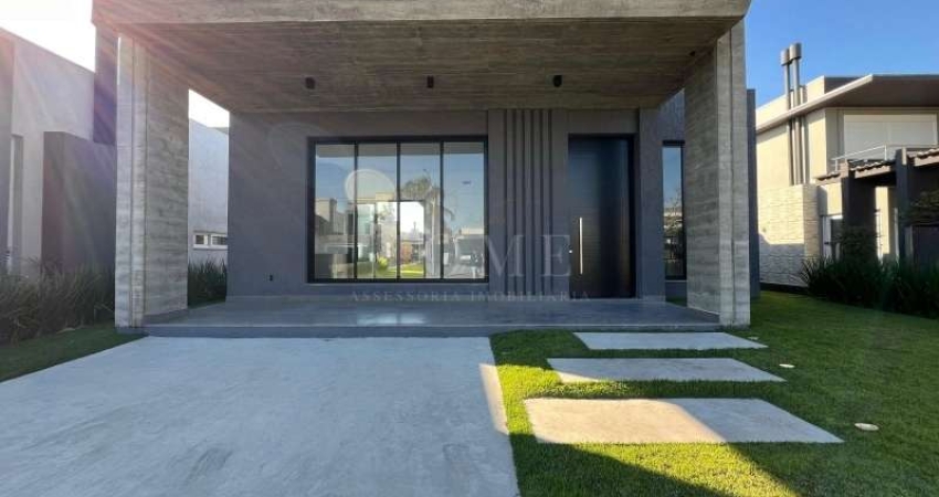 EXCLUSIVA CASA MODERNA À VENDA EM CONDOMÍNIO FECHADO!
