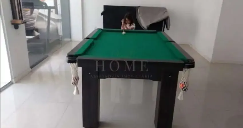 APARTAMENTO COM 2 DORMITÓRIOS, SENDO 1 SUÍTE, MOBILIADO.