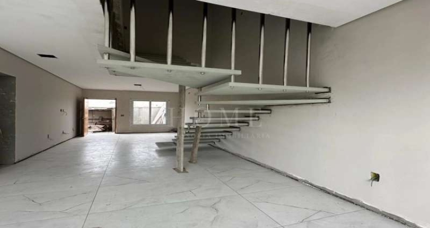 CASA GEMINADA COM 3 DORMITORIOS!