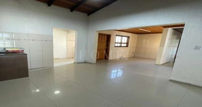 CASA COM 3 DORMITÓRIOS, SENDO 1 SUITE BEM LOCALIZADO!
