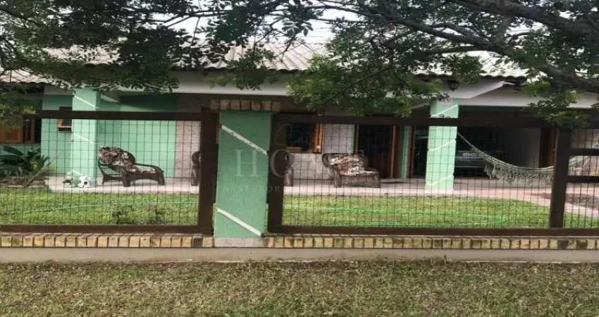 APARTAMENTO COM 3 DORMITÓRIOS, MOBILIADA, COM GARAGEM