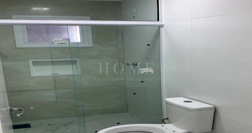 Casa à Venda no Bairro Zona Norte - Apenas 150m do Mar!