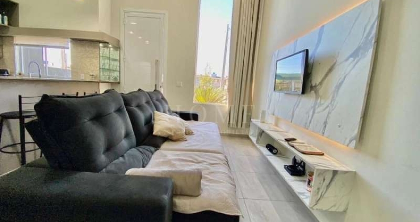 CASA COM 2 DORM SENDO 1 SUITE