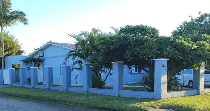 Casa de esquina à venda — balneário nova tramandaí (tramandaí)