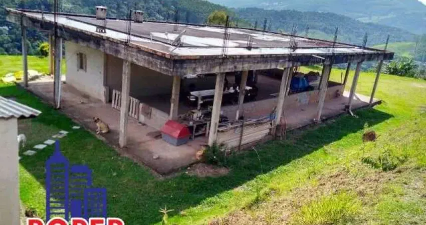 EXCELENTE SITIO DE 126.000 METROS ÀVENDA NO BAIRRO SANTA LUZIA, NAZARÉ PAULISTA.