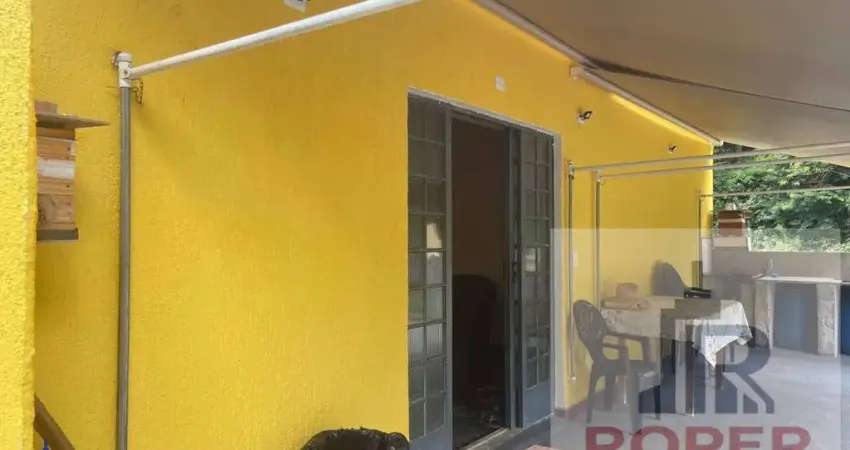 Chácara de 2.677 metros com lagos com nascente à venda em nazaré paulista.