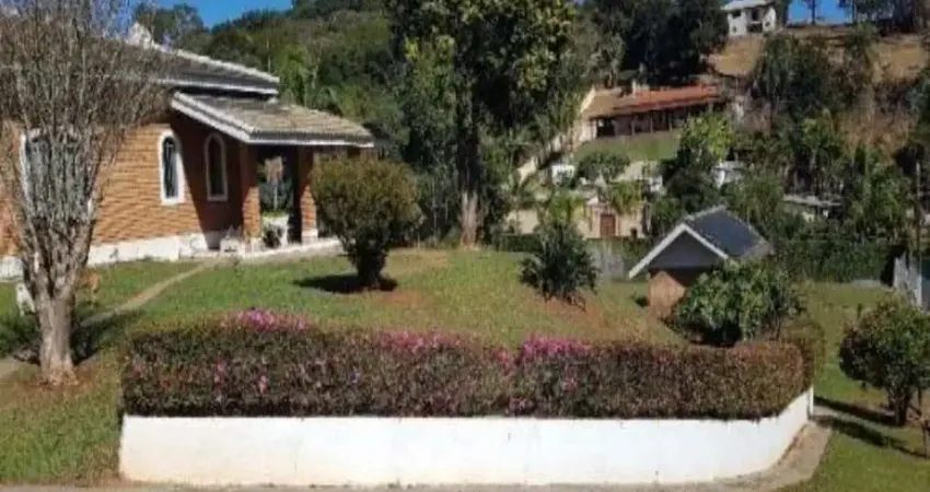 Linda Chácara de Alto Padrão em Atibaia.Chácara de alto padrão em Atibaia com 4.000m² de terreno à venda, Jardim Estância Brasil, Atibaia.