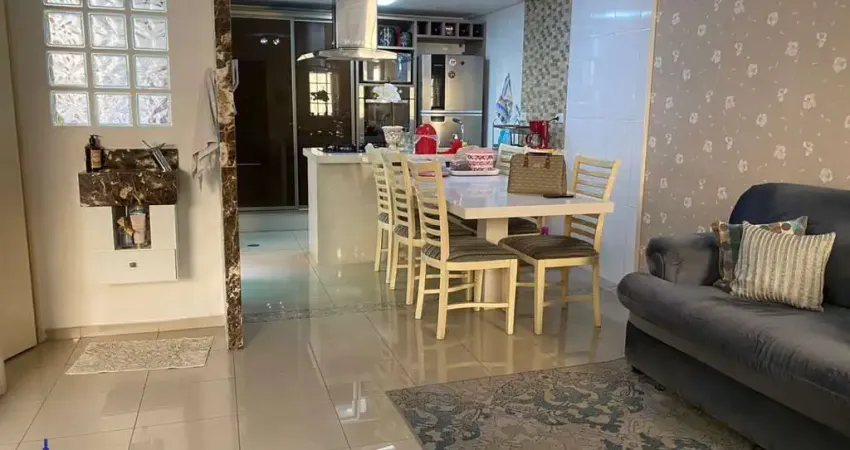 Excelente sobrado em condomínio fechado com 3 dormitórios/ 3 vagas a venda na mooca, são paulo.