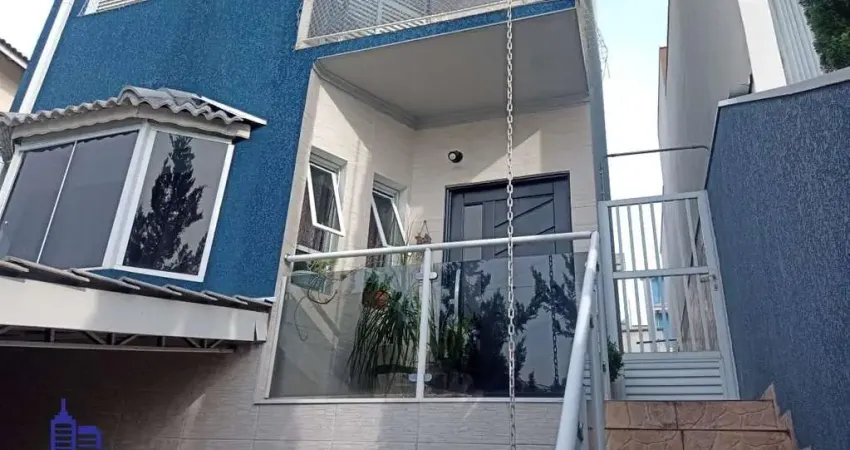 Excelente sobrado com 165 m²/3 dormitórios/2 vagas/ espaço gourmet/piscina aquecida à venda no residencial villa verde em franco da rocha