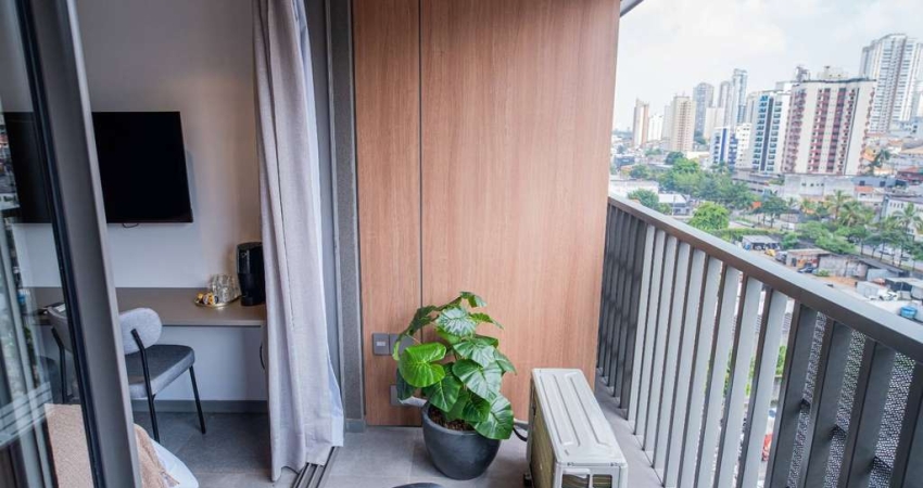 STUDIO MOBILIADO DE 25 M² COM VARANDA PARA ALUGAR NO ANALIA FRANCO
