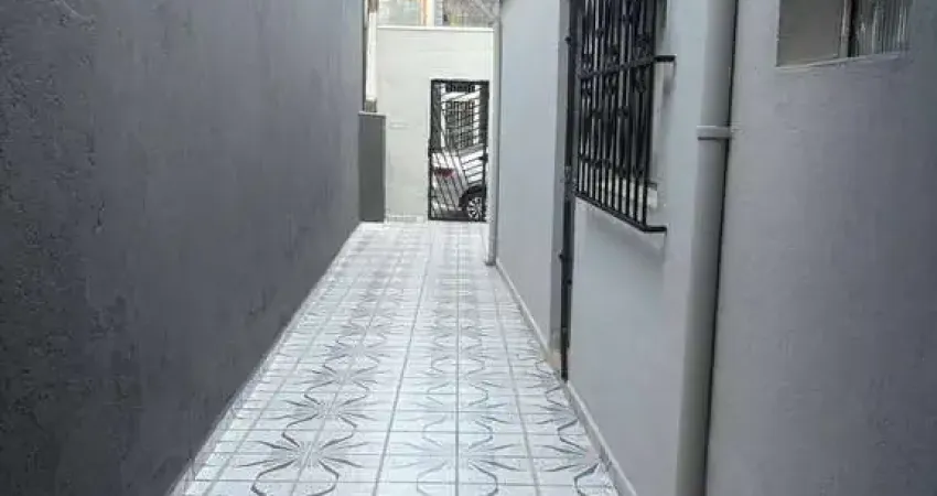EXCELENTE CASA DE 176 M² COM TERRENO 6 X 29M  À VENDA/LOCAÇÃO NA VILA EMA