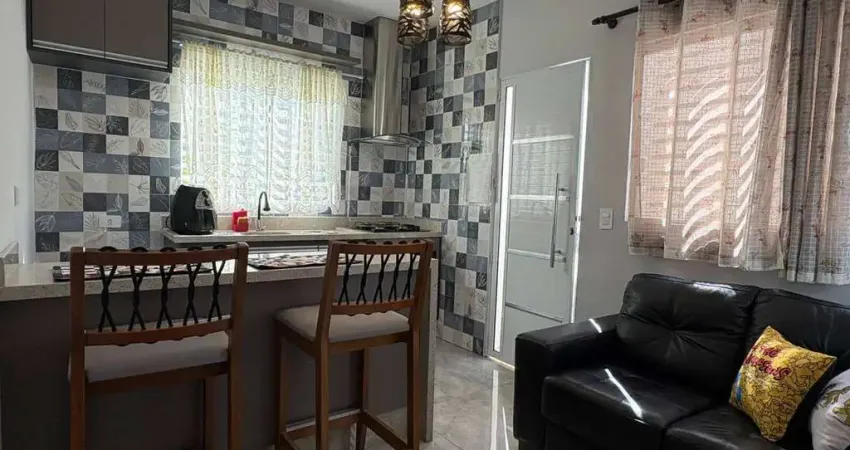 CASA MOBILIADA COM 1 DORMITÓRIO/VAGA PARA ALUGAR NA VILA EMA