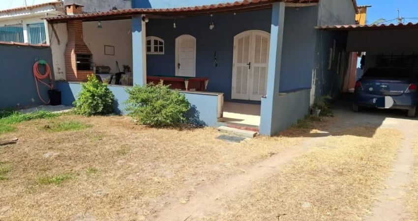 VENDO EXCELENTE CASA LINEAR EM ARRAIAL DO CABO NO BAIRRO MONTE ALTO