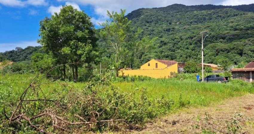 Terreno com escritura e liberação ambiental em Peruíbe.