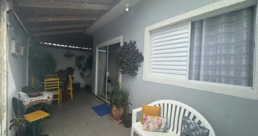Casa em condomínio com 2 quartos em itanhaém - r$ 280.000,00.