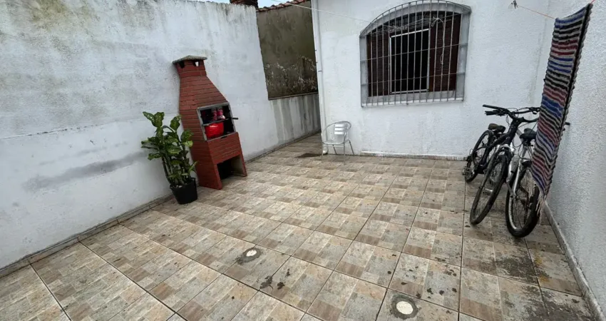 Casa com 2 quartos e churrasqueira em itanhaém - r$ 350.000,00.