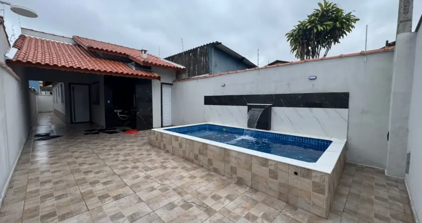 Casa com 2 quartos à venda na Praça Ângelo Guerra, 552, Jardim Tropical, Itanhaém