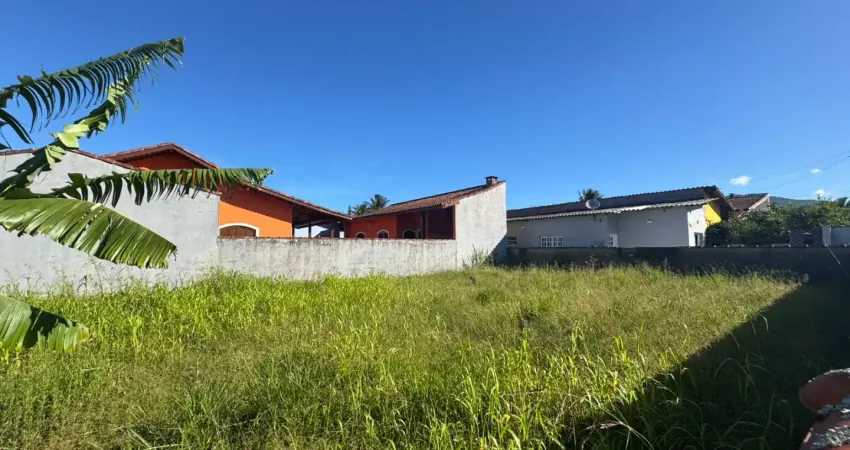 Terreno de esquina com escritura em peruíbe - r$ 210.000,00.