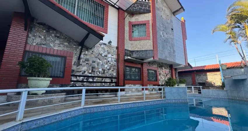 Casa com 12 quartos à venda na Praça Ângelo Guerra, 2572, Luíza Mar Mirim, Itanhaém