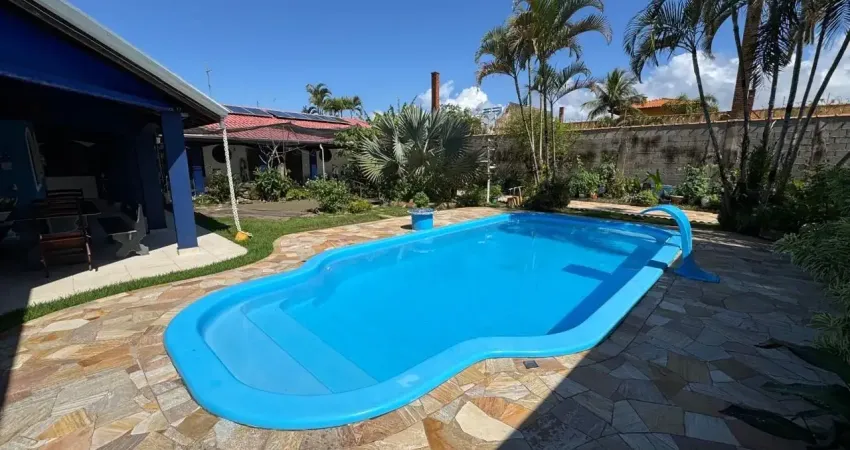 Casa com 3 quartos à venda na Praça Ângelo Guerra, 054, Jardim Jamaica, Itanhaém