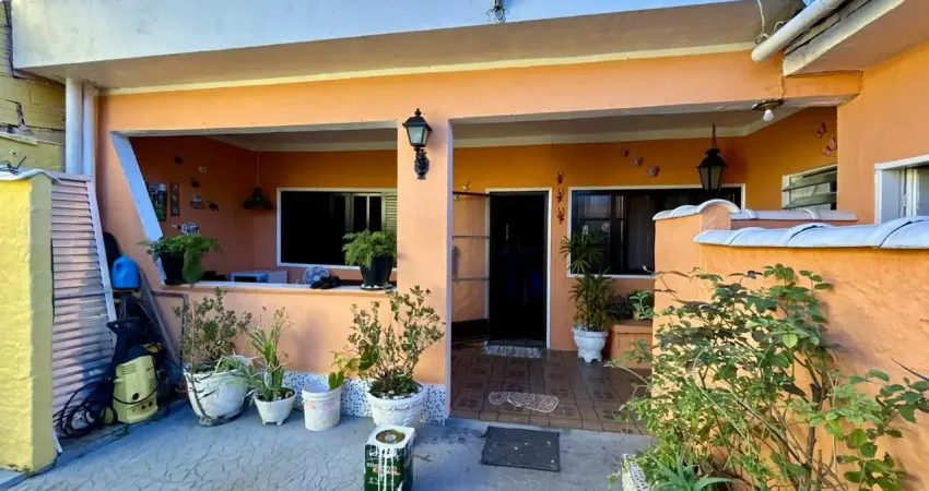 Casa com 1 quarto à venda na Praça Ângelo Guerra, 356, Nossa Senhora do Sion, Itanhaém