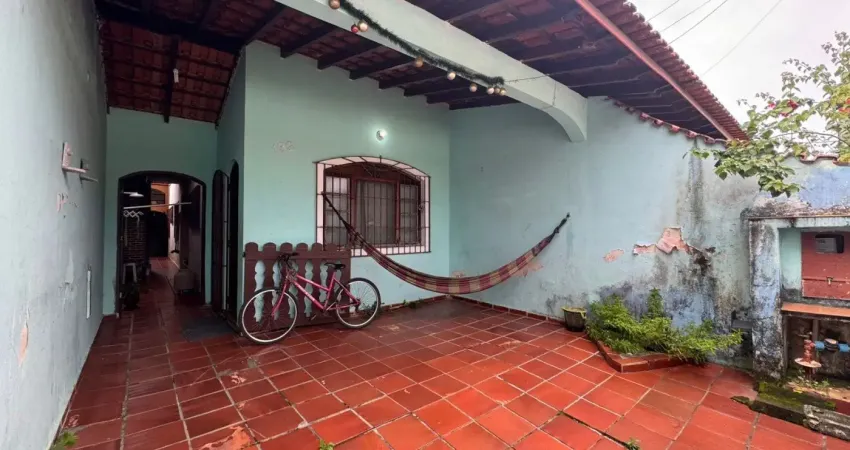 Casa com 2 quartos e churrasqueira em itanhaém - r$ 230.000,00.