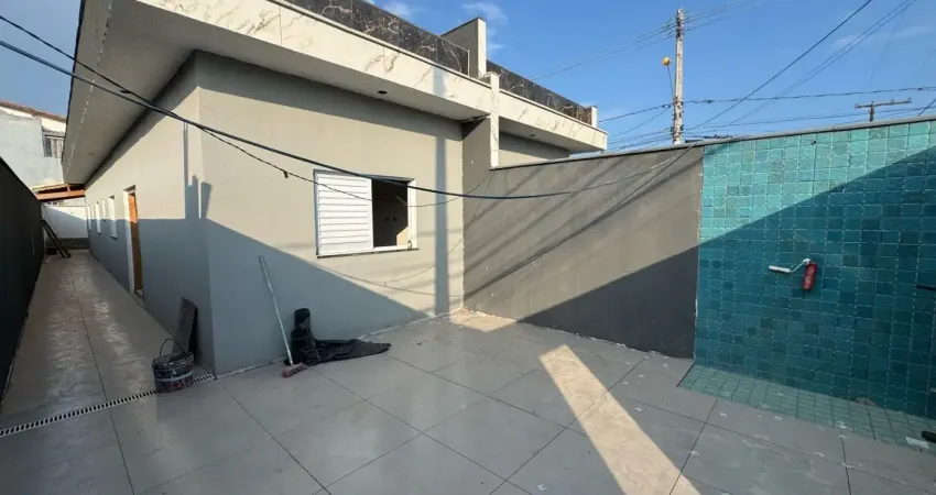 Casa na praia com 3 quartos e piscina em itanhaém - r$ 580.000,00.