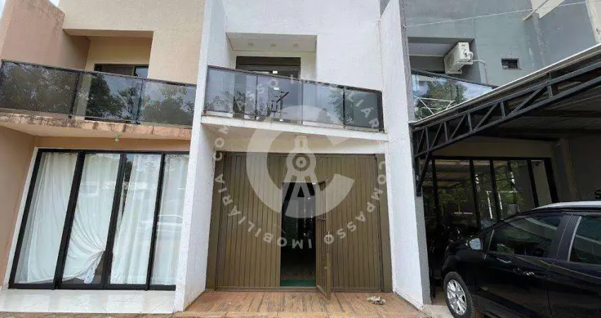 Sobrado com 2 dormitórios à venda, 100 m  por R  320.000,00 - Três Lagoas - Foz do Iguaçu PR