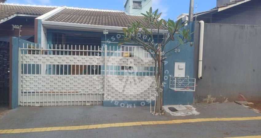 Casa com 2 dormitórios para locação, Jardim Ipê III, FOZ DO IGUACU - PR