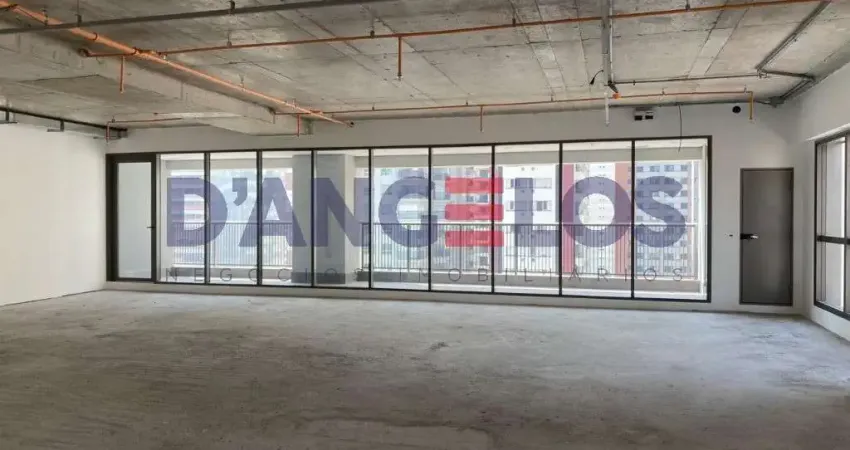 Excelente Laje Comercial de Alto Padrão para Locação no Tatuapé, Padrão PORTE: 1 Sala, 2 Banheiros, 6 Vagas, 214,00m².